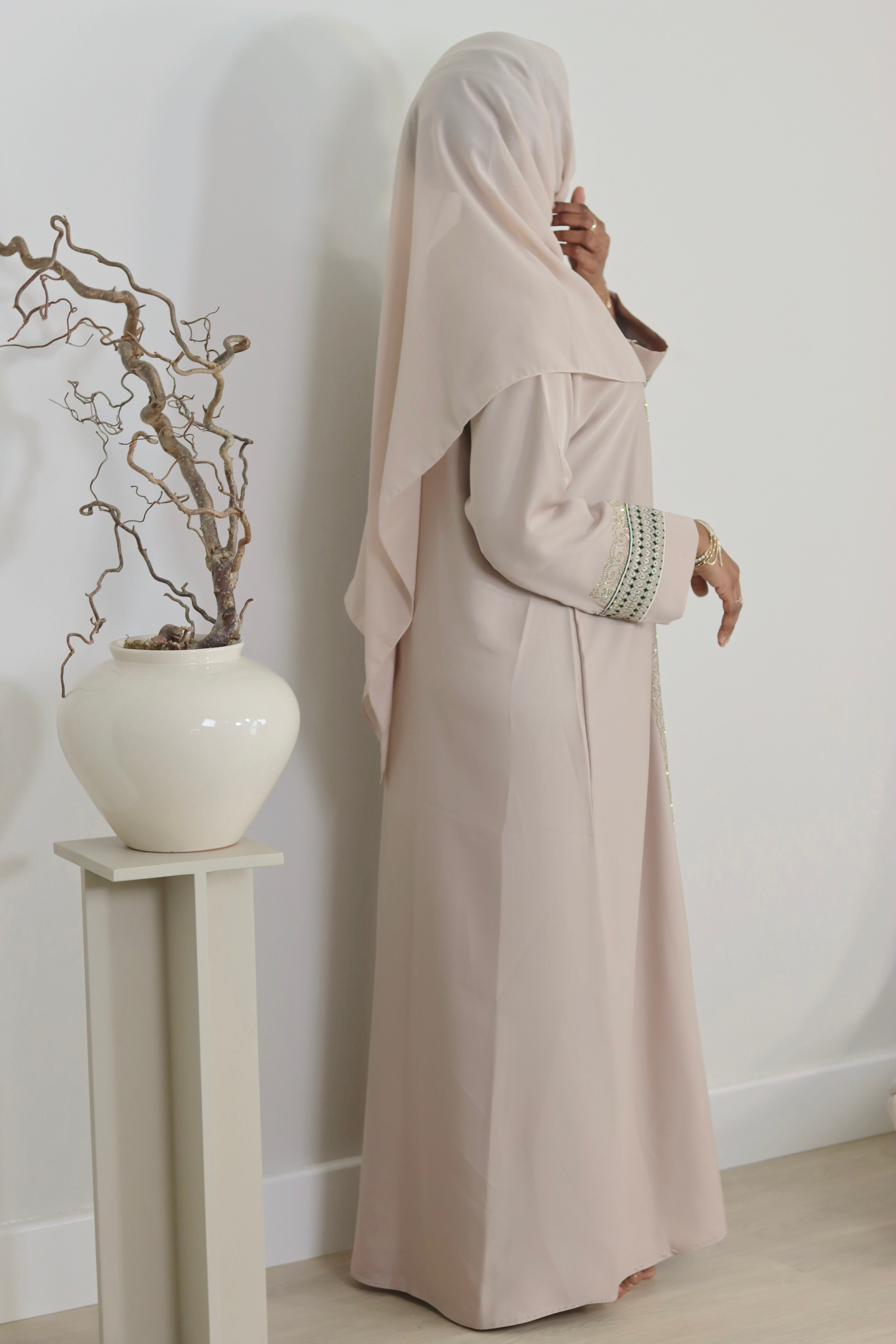 Samiya Open Abaya - Greige